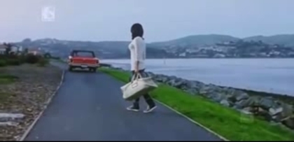 Anjaana Anjaani (143) - o - Anjaana Anjaani - o