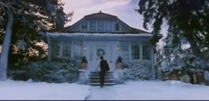 Anjaana Anjaani (189)