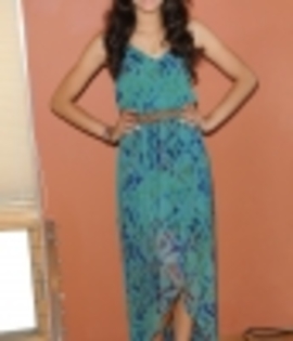 thumb_3~7 - Zendaya Coleman