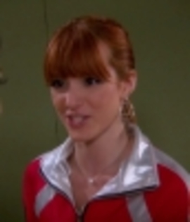 thumb_Shake_It_Up_S02E28_Made_In_Japan_Part_1_720p_WEB-DL_DD5_1_AAC2_0_H_264-OOO_mkv_000159493