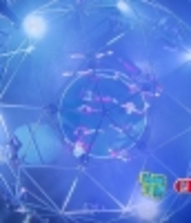 thumb_Shake_It_Up_S02E28_Made_In_Japan_Part_1_720p_WEB-DL_DD5_1_AAC2_0_H_264-OOO_mkv_000315648