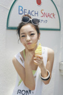 da.mi si mie da.mi si mieeeeee>.< - BEACH  2