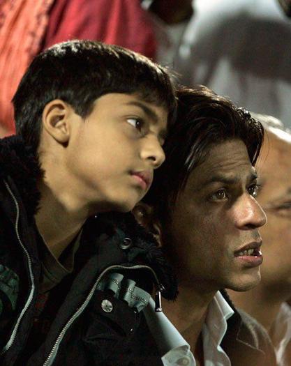 293045_300484626725513_49546986_n - Shahrukh Khan 3