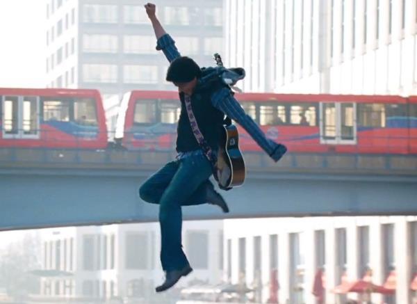 296966_296375627136413_365631173_n