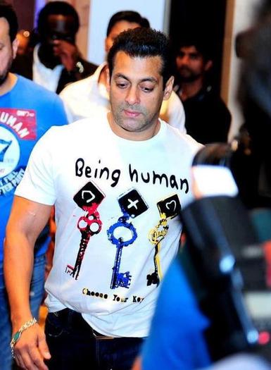 582201_351673471571052_872261975_n - 0 Salman Khan