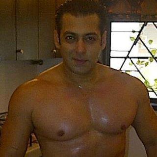 599346_358617514209981_1362370709_n - 0 Salman Khan