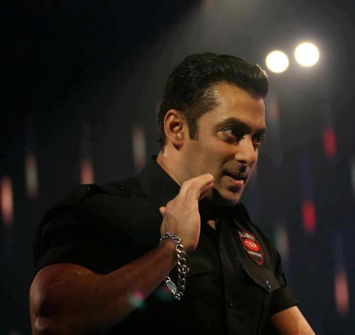 601065_348557058549360_1491316766_n