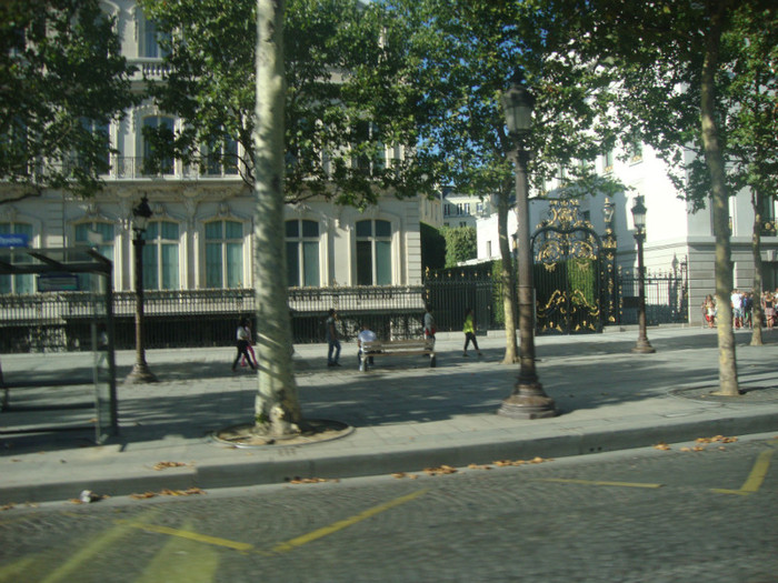 DSC00807 - 2012-Paris