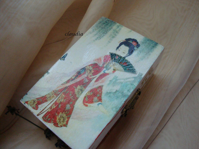 caseta,,chinezoaica'' - 0-01 Handmade-