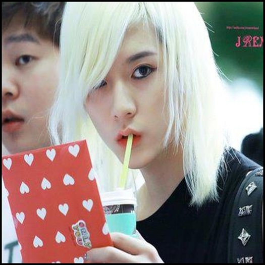 - Wuu.. A doua care ma ajuta :)) ``Angel`` :)).[bea]