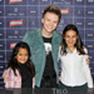 7858704562_6d924f593d_s