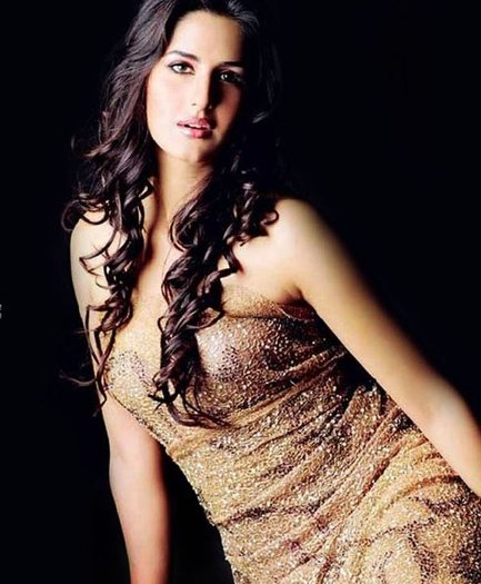 195863_208366909175373_1317824_n - 0 Katrina Kaif