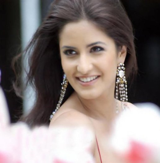 224864_216029985075732_4630601_n