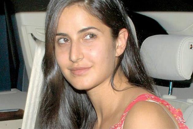 252759_480611715284223_1183456144_n - 0 Katrina Kaif