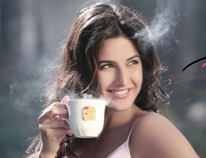 261287_242596962419034_7346452_n - 0 Katrina Kaif