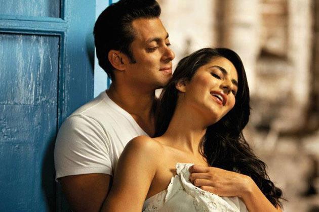 304757_483688601643201_265811706_n - 0 Katrina Kaif