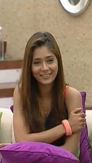 3104_334107040015187_1045508630_a - sara khan18
