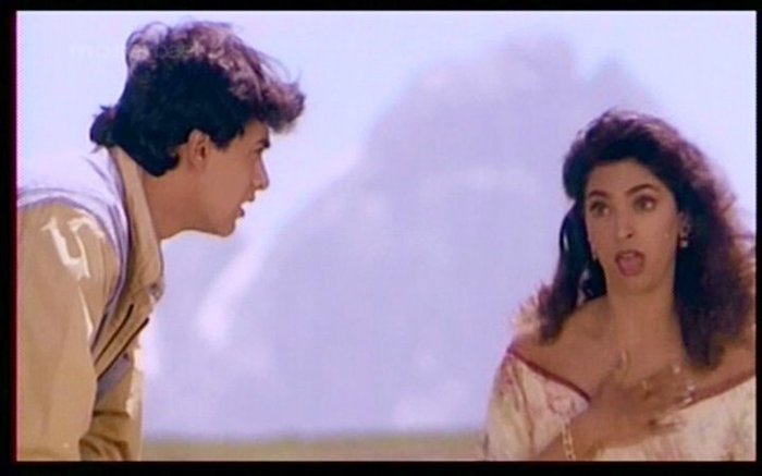  - Juhi Chawla si Aamir Khan