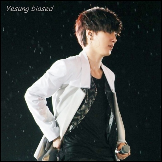  - k -x- Kim Jong Woon - Yesung - k