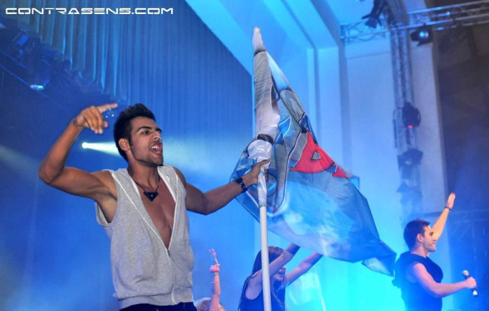 253006_414590341935814_248462709_n