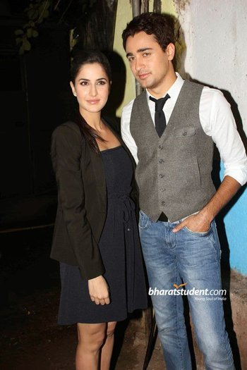 309184_219054331476714_2159687_n