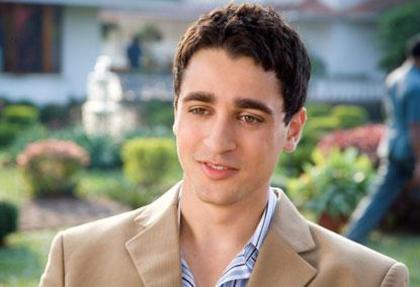 533407_414966375195345_1623322163_n