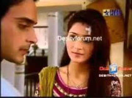 528581_303624616387192_879874801_a - sara khan18