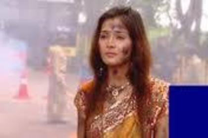 534983_303624773053843_35603465_a - sara khan18