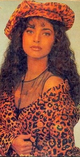 268762_216183578425846_3083902_n