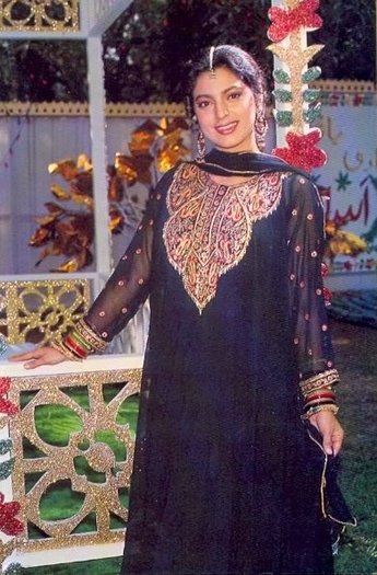 269808_216183001759237_1952562_n