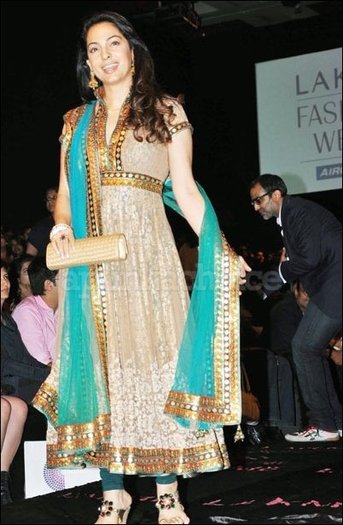 294212_234657323245138_3803682_n