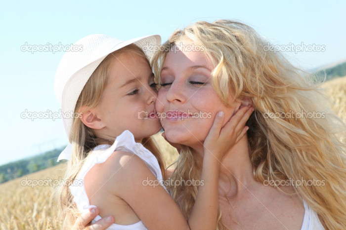 Aminteşte-ţi mereu să o iubeşti pe mama ta. - e_Iubeste-ti Mama_e