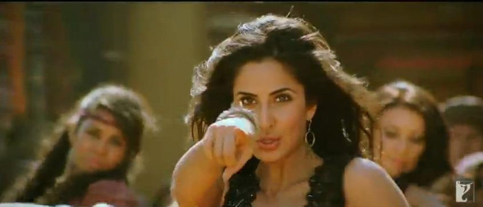 487302_204576329668922_1215152108_n