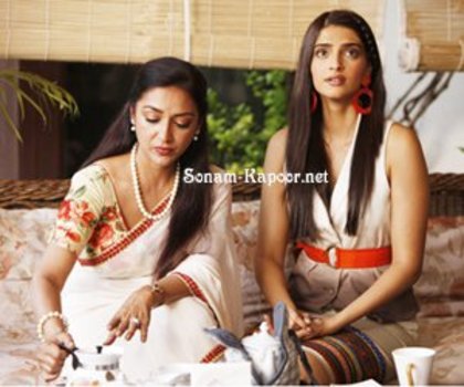 181976_497086331007_6141694_n - 0 Sonam Kapoor