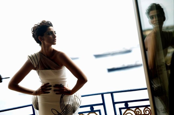 227169_10150178527901008_5517496_n - 0 Sonam Kapoor