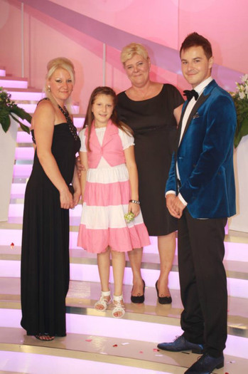 378307_379153252156092_1897554923_n