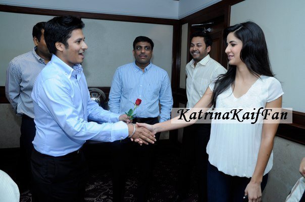 197031_186877001354216_2761046_n - Katrina Kaif