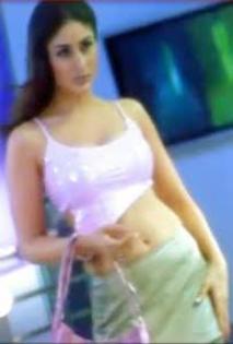 293397_278907535544528_561111087_n - Kareena Kapoor 3