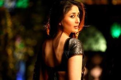 386809_279031705532111_1191235794_n