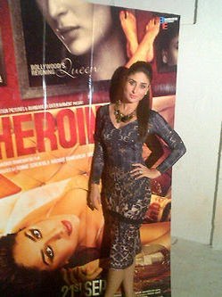 561521_278451768923438_1477461597_n