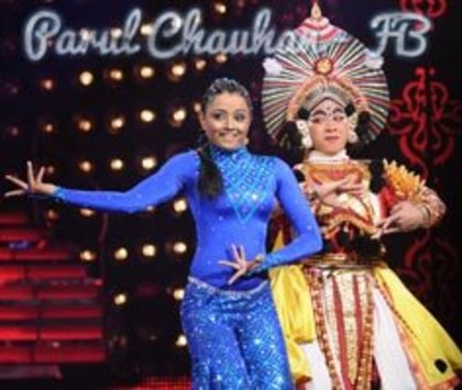 Some unseen old pics of parul from Jhalak dikhlaja