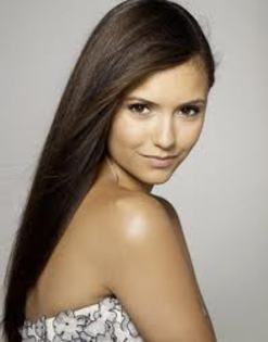 Nina Dobrev - Alege fata TVD