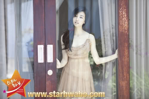 29mw1gl - l-Park Ha Sun despre regina Inhyeon din Dong Yi-l
