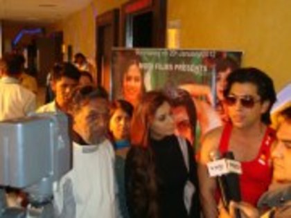 394509_459361567428215_1236728308_a - sara khan18