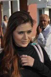 394527_459361550761550_1451177286_a - sara khan18