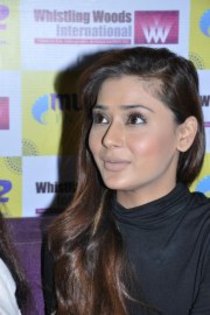 538582_459361377428234_1142411940_a - sara khan18