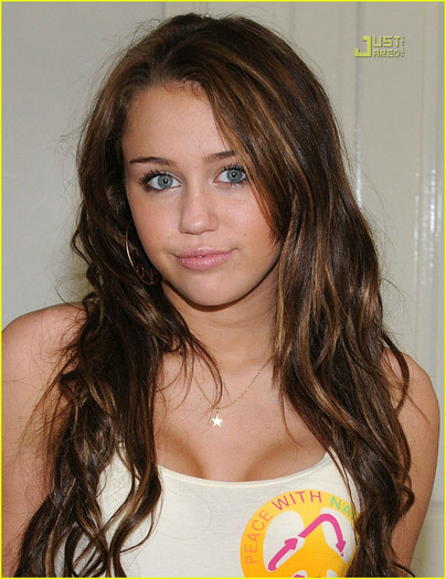 miley-cyrus-voice-lessons-02