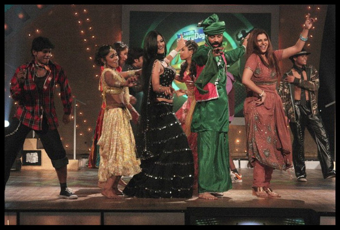 271048_171441056256180_1495284_n-tile 271048_171441056256180_1495284_n-tile