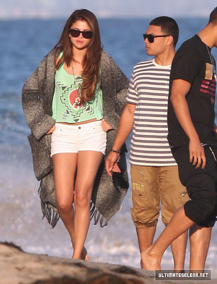 normal_image43576_28529 - 2 07 2012  At Ashleys party with Alfredo and Quincy