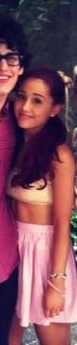Ariana Grandee (41)
